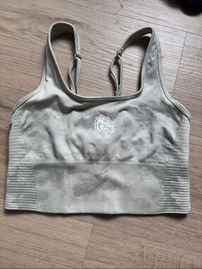 Darc Sport Light Beige Sports Bra with Wolf Logo seamless